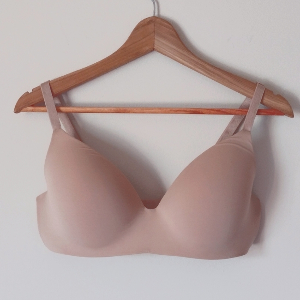 Victoria's Secret No Underwire Bra 38D